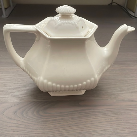 Wm Adams & sons England tea/coffee pot. Real English ironstone. - Picture 1 of 8